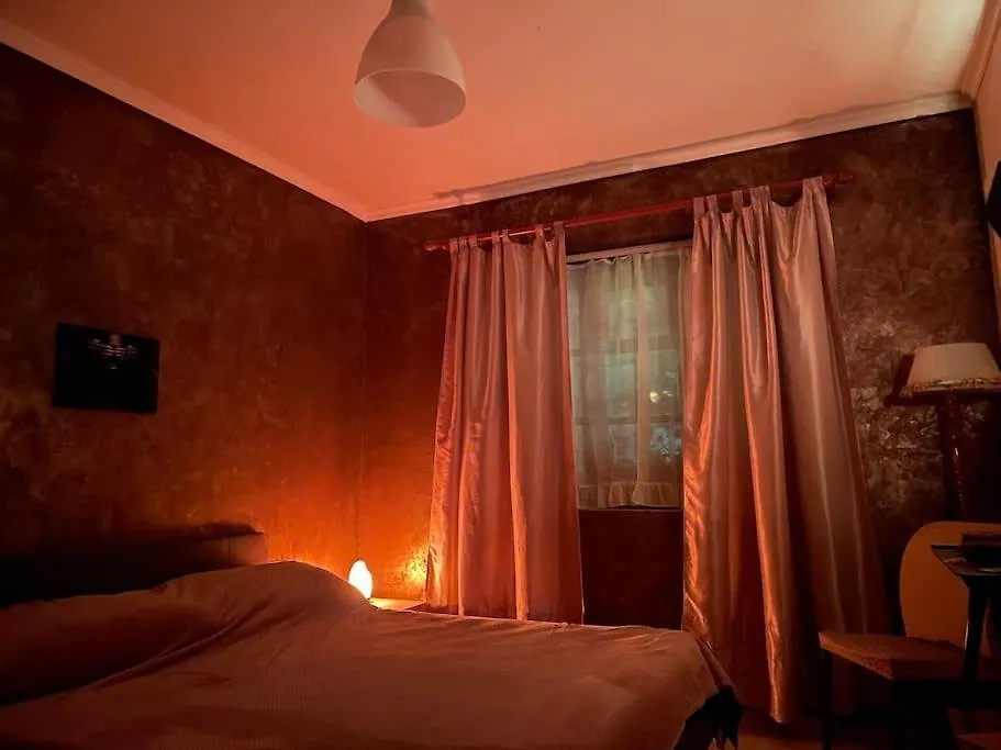 Central Cozy Apartment Old Train Station Tirana